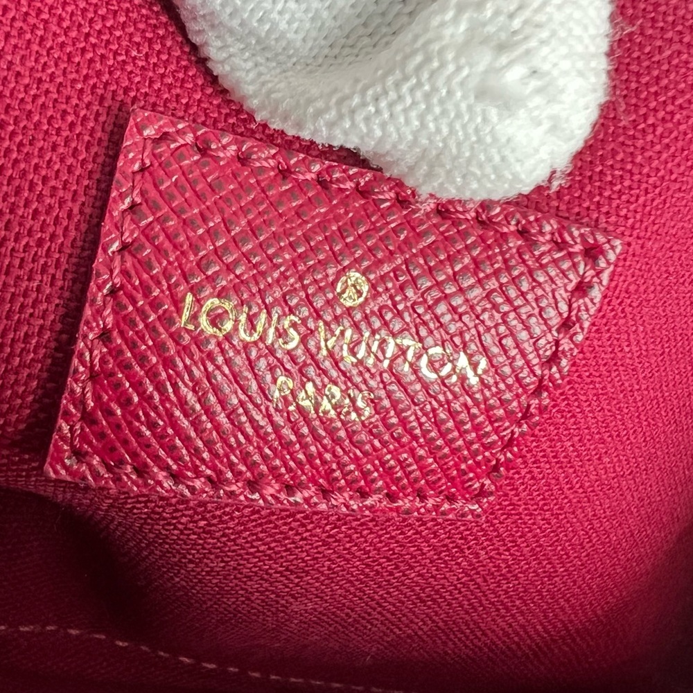 Authentic Louis Vuitton Felice Pochette in Monogram Canvas with Accessories - Picture 15 of 16
